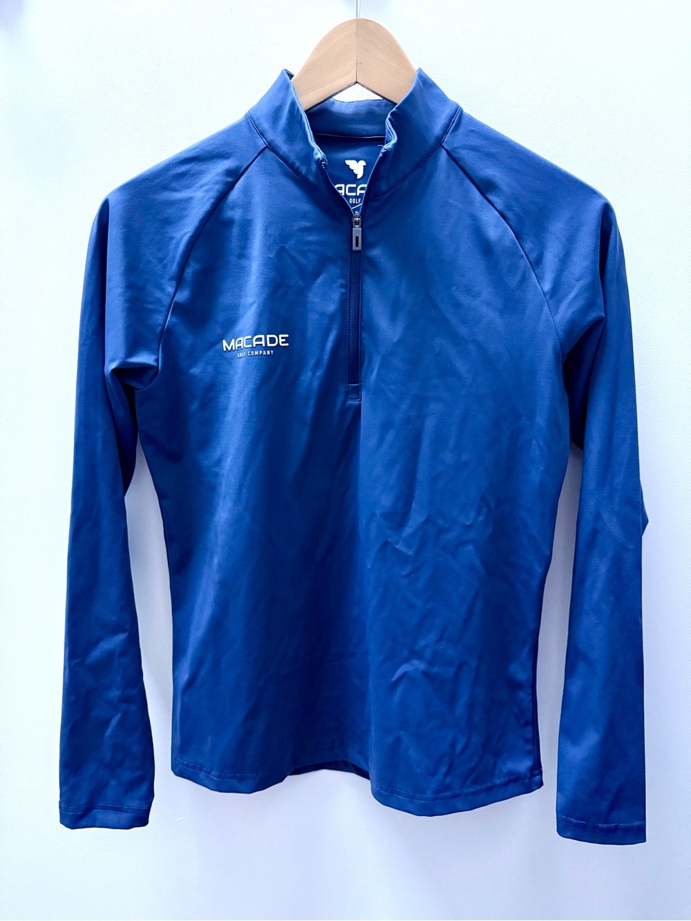 MACADE Golf Top - Small - EUC